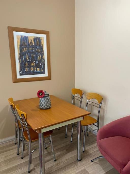 *Heart Of New Bazaar 1 Bed Apt* Apartment Tirana Bagian luar foto